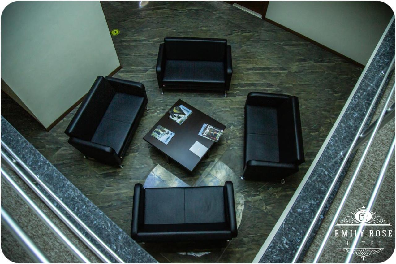 Emily Rose Hotel كمر المظهر الخارجي الصورة